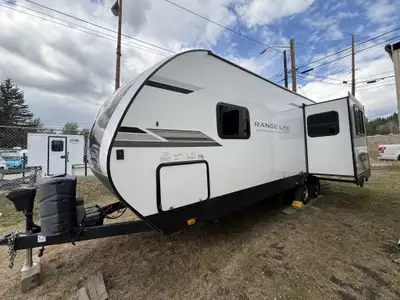 Welcome to Rock Island RV Fully serviced in and out and ready for your next adventure.Please call fo...