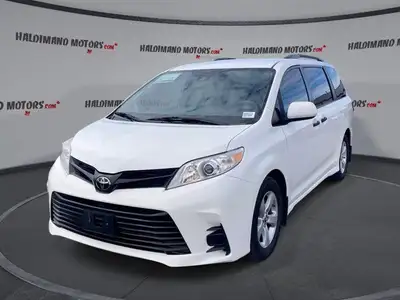 Dealer Certified Pre-Owned. This Toyota Sienna boasts a Gas V-6 3.5 L engine powering this Automatic...