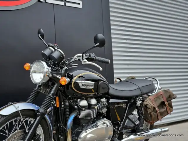2014 Triumph Bonneville T100 in Street, Cruisers & Choppers in Oshawa / Durham Region - Image 13