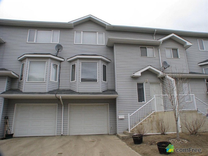 Townhouse in Timberlea 3 bedroom, 3.5 washrooms Long Term Rentals