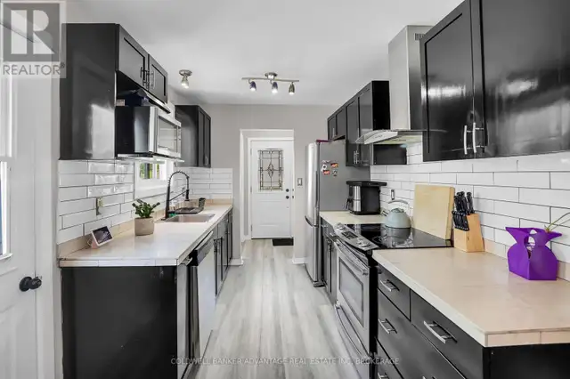 21 FAIRLAWN CRESCENT Welland (Prince Charles), Ontario62863792424323122