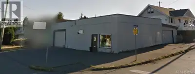 Position your business in this versatile approximately 919 sq. ft. commercial unit at 702 Haliburton...