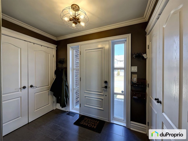 $949,000 - 2 Storey for sale in Mirabel (St-Augustin) — photo 2