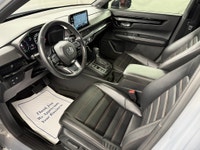LEATHER HEATED SEATS/STEERING WHEEL, LANE ASSIST, ADAPTIVE CRUISE CONTROL, NAVIGATION, REVERSE CAMER... (image 8)