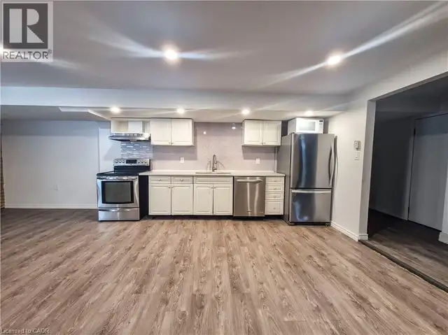 11 DUNCAIRN Avenue Kitchener, Ontario in Houses for Sale in Kitchener / Waterloo - Image 33