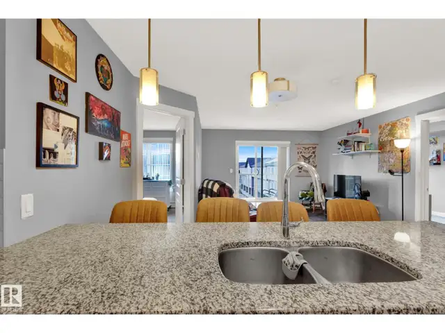 #305 3670 139 AV NW Edmonton, Alberta in Condos for Sale in Edmonton - Image 8