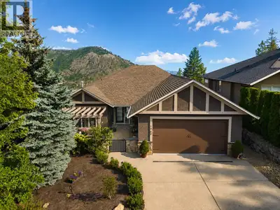 Few homes in the Highlands catch the exposure this one does. Sweeping mountain views by day give way...