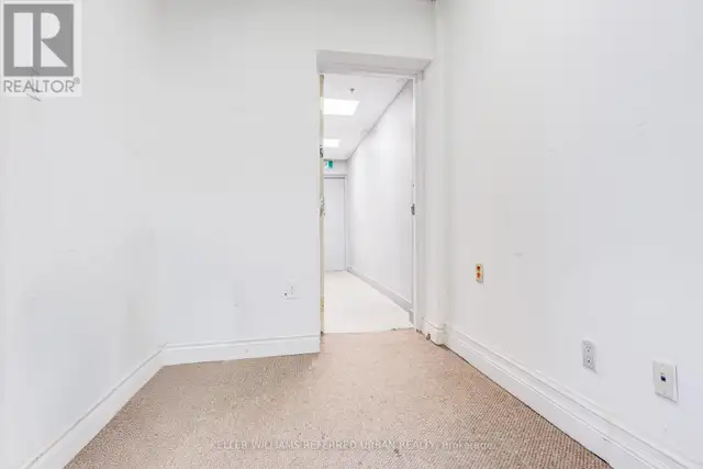 706 PAPE AVENUE Toronto (Playter Estates-Danforth), Ontario in Commercial & Office Space for Rent in City of Toronto - Image 21