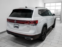 3RD ROW SEAT * BLIND SPOT MONITOR * LANE DEPARTURE WARNING * PANORAMIC SUNROOF * NAVIGATION SYSTEM *... (image 4)