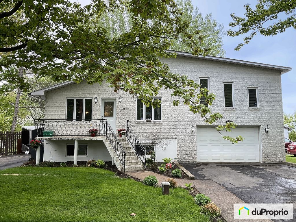 $529,900 - 1 1/2 Storey for sale in L'Épiphanie — photo 2