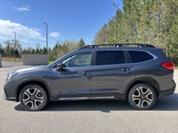 // ACCIDENT FREE!! // Meet the 2025 Subaru Ascent Limited, a well-equipped used SUV built for busy f... (image 9)