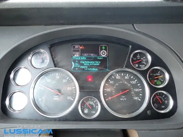 2020 Kenworth T680 in Heavy Equipment in Longueuil / South Shore - Image 16