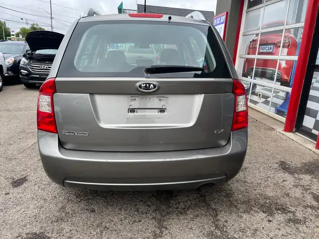 2011 Kia Rondo RONDO533919178341099524