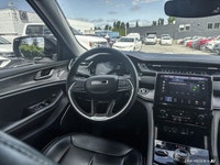 This Jeep Grand Cherokee delivers a Regular Unleaded V-6 3.6 L/220 engine powering this Automatic tr... (image 8)