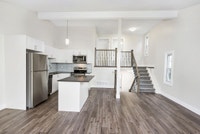 Forest Glen Townhomes are nestled in the heart of Mississauga at Williamsport and Bloor. With an abu... (image 2)