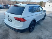 4Motioin All Wheel Drive Leather Interior Digital Cockpit Apple Carplay Android Auto Back Up Camera... (image 4)