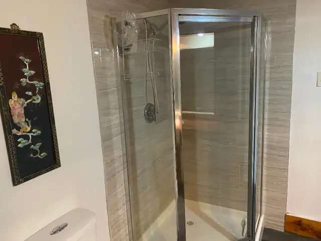 très beau grand 4 'demi meublé tout fourni pour travailleur in Short Term Rentals in Rouyn-Noranda - Image 8