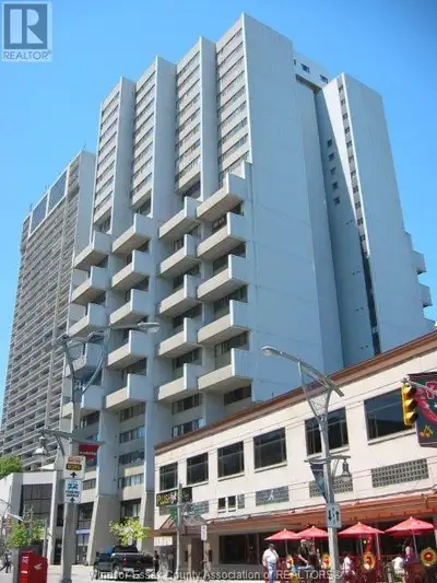 380 PELISSIER Unit# 2105 Windsor, Ontario
