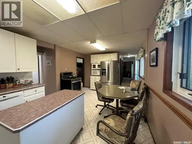 207 2nd AVENUE W Smiley, Saskatchewan in Houses for Sale in Saskatoon - Image 15