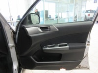 SUBARU FORESTER 2013 2.5X TOURING AWD AUTOMATIQUE TOUT ÉQUIPÉ / INTÉRIEUR EN TISSUS CHAUFFANT / BLUE... (image 9)