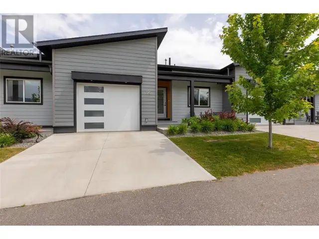 2810 15 Avenue NE Unit# 25 Salmon Arm, British Columbia in Condos for Sale in Vernon - Image 2