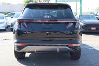 WELL MAINTAINED Luxury Redefined: HYUNDAI TUCSON HYBRID AWD. This SUV Redefines Driving with Its Pow... (image 5)