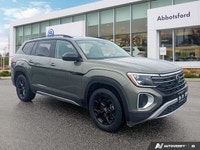 Only 90 Miles! This Volkswagen Atlas boasts a Intercooled Turbo Regular Unleaded I-4 2.0 L/121 engin... (image 6)