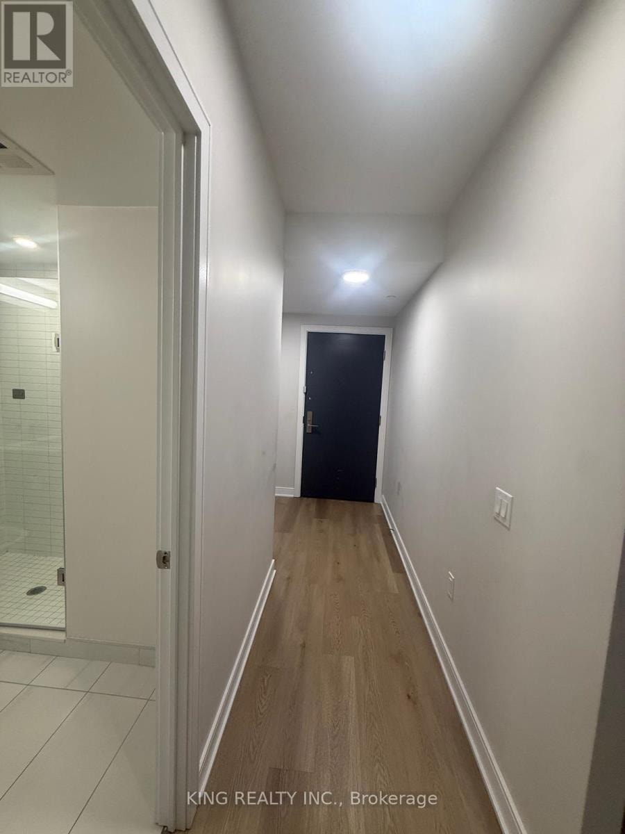 86 DUNDAS STREET Mississauga (Cooksville), Ontario 2