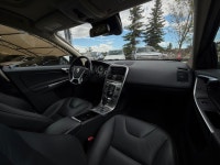 The 2012 Volvo XC60 T6 Platinum represents a flawless blend of Volvo’s stylish first-generation comp... (image 7)