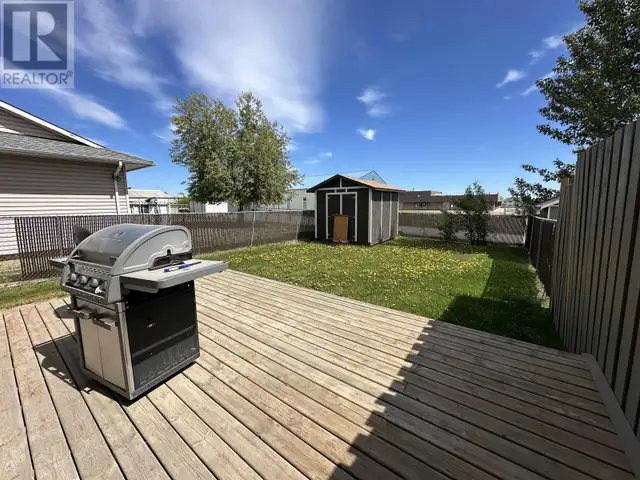 8903-8905 83A STREET Fort St. John, British Columbia in Houses for Sale in Fort St. John - Image 38