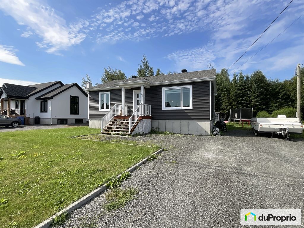 $499,000 - Bungalow for sale in Rimouski (Le Bic) — photo 3
