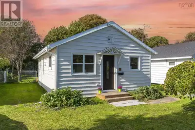 Welcome to 7 Osborne Avenue! This charming and functional home offers comfortable one-level living w...