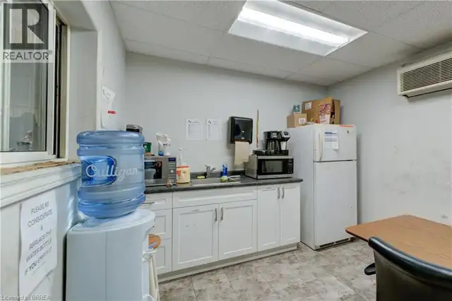 75 PLANT FARM Boulevard Unit# 5 Brantford, Ontario in Commercial & Office Space for Rent in Brantford - Image 20