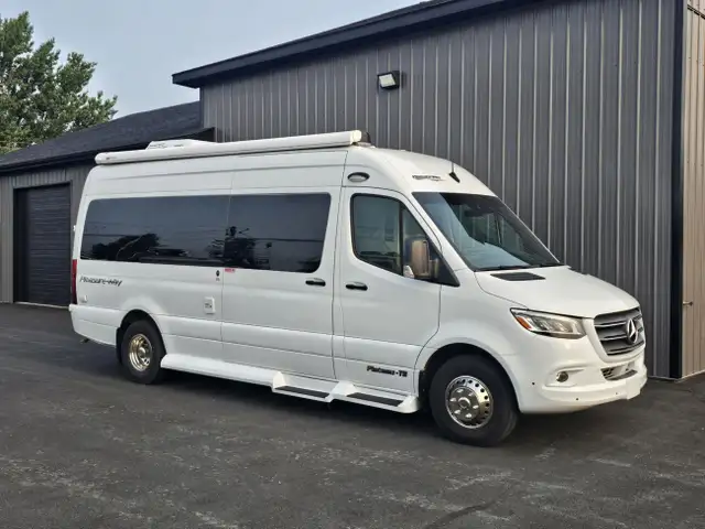 2022 Pleasure Way Pleateau TS in RVs & Motorhomes in Moncton - Image 3