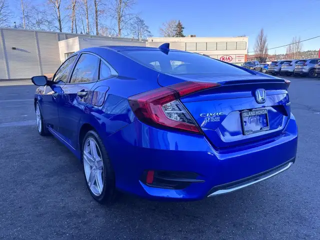 2020 Honda Civic Sedan Touring in Cars & Trucks in Comox / Courtenay / Cumberland - Image 6