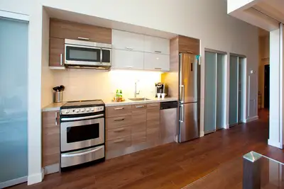 One Bedroom + Den Apartment for Rent - 1544 Dundas Street West