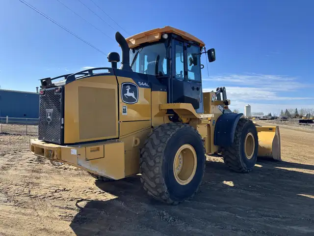 2019 DEERE 544L in Heavy Equipment in Lethbridge - Image 5