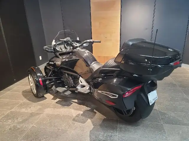 2023 CAN-AM F3 Limited SE6 in Sport Touring in Lanaudière - Image 7