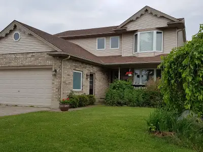 Part time rental, room available $650 inclusive. Common areas sh