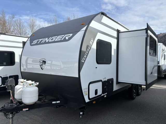 2026 VENTURE SPORTTREK STINGER 222VUD in Travel Trailers & Campers in Kelowna - Image 4