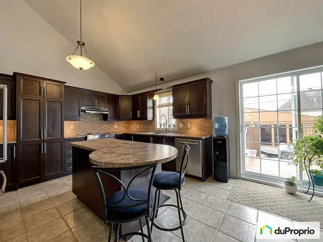 $849,000 - Duplex for sale in Mascouche in Houses for Sale in Laval / North Shore - Image 5