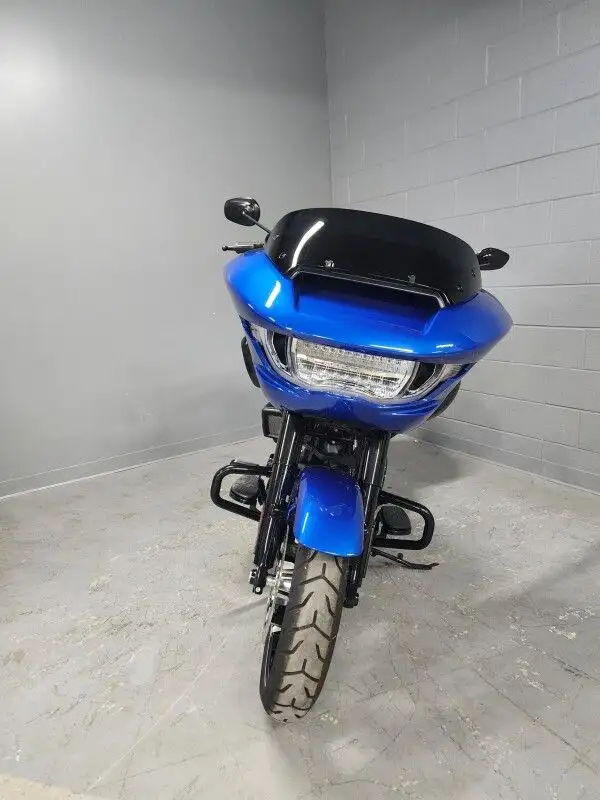 2024 Harley-Davidson Road Glide in Street, Cruisers & Choppers in Oshawa / Durham Region - Image 4