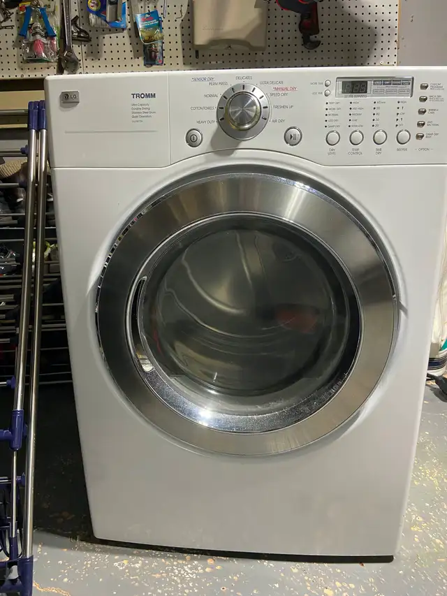 LG DLE5977W Dryer – Ultra-Large Capacity, White