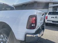 This Ram 3500 boasts a Intercooled Turbo Diesel I-6 6.7 L/408 engine powering this Automatic transmi... (image 9)