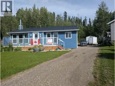 52 Sukunka Pl, Tumbler Ridge, BC V0C, Canada 4 bedroom , 2 bathroom extensively renovated 4 level ba...