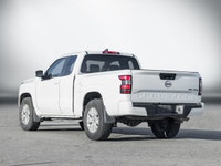 Check out this 2022 Nissan Frontier before someone takes it home! *This Nissan Frontier Is Competiti... (image 4)