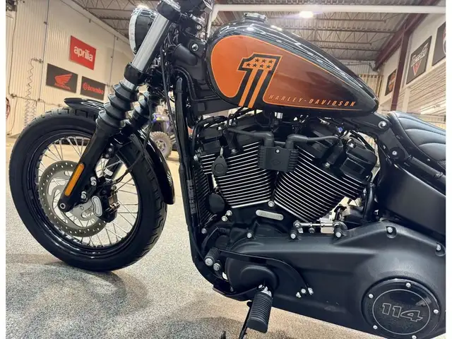 2021 Harley-Davidson FXBBS Street Bob 114 ABS in Sport Touring in Saguenay - Image 11