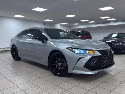 Built on Toyotas long-standing reputation for dependable full-size sedans, the 2019 Toyota Avalon XS...