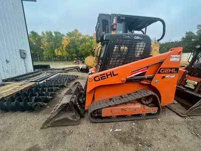 2019 GEHL RT105 CAB, HEAT, BUCKET ONLY 809 ORIGINAL HOURS! FOR THE BEST PRICES ALWAYS AT CAN-AMERICA...