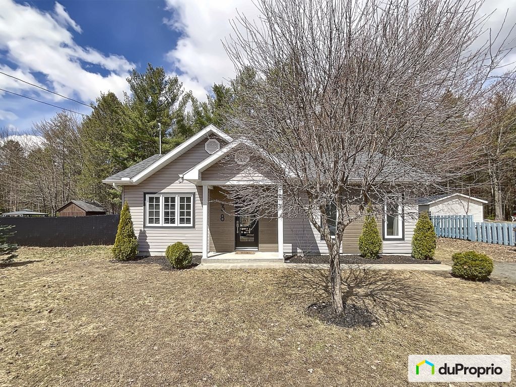 $314,900 - Bungalow for sale in St-Etienne-Des-Gres — photo 1